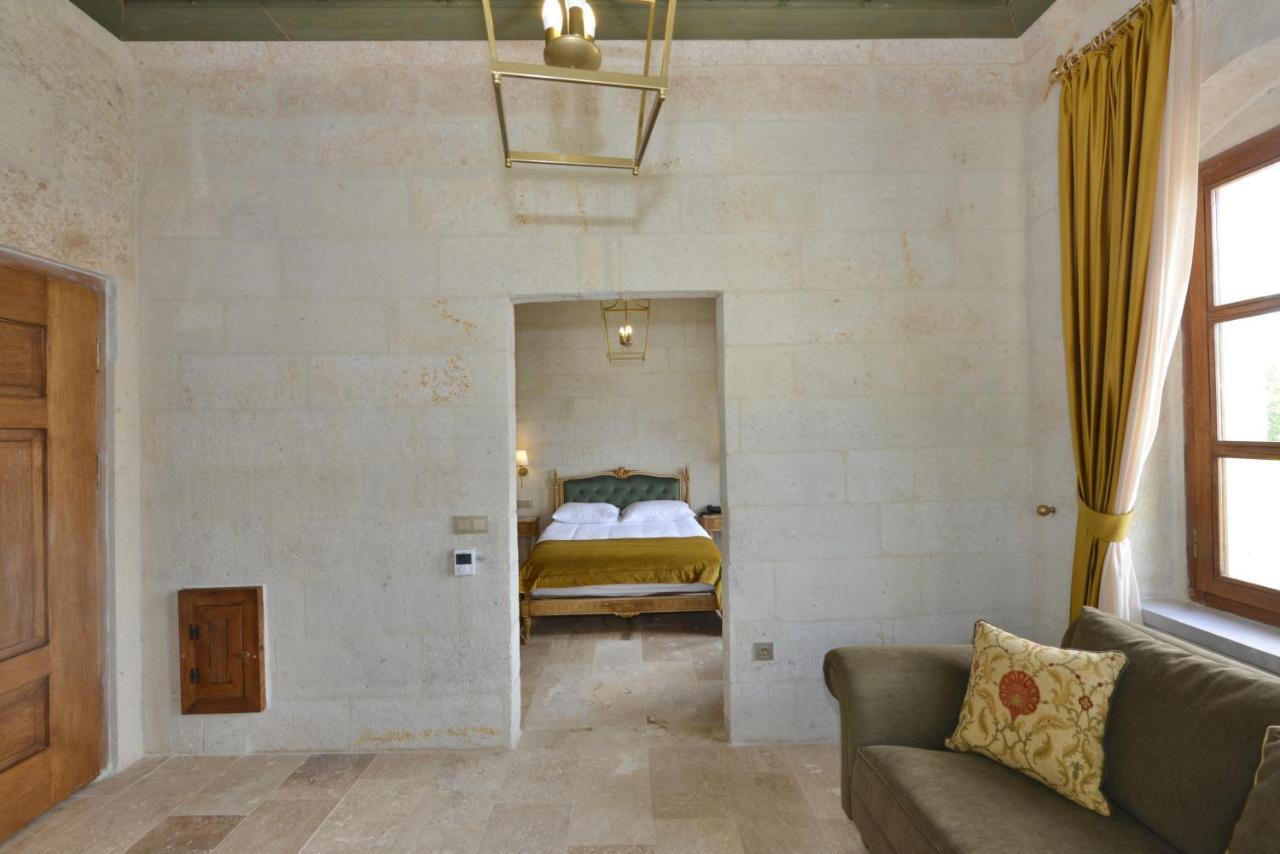 Evanthia Cave Suites Ургуп Экстерьер фото